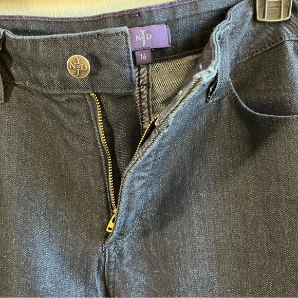 NYDJ Jeans Bootcut Dark Wash 5 Pocket Denim Sz 16 EUC - Picture 6 of 13